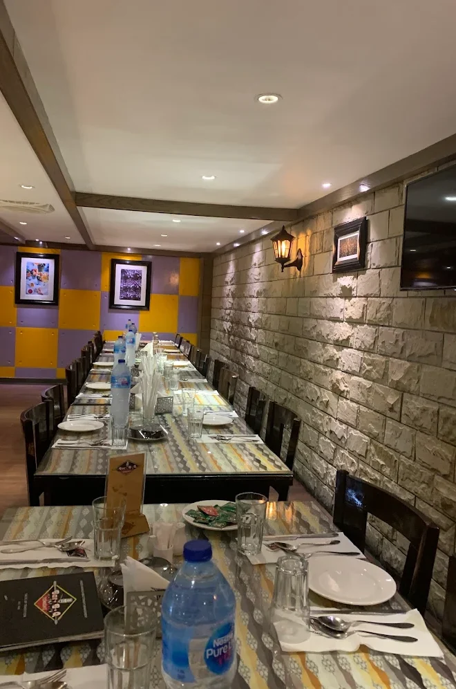 Best Dinner Places in Islamabad for a Memorable Night Out 7 BBQ Tonight Dinner places Islamabad e1747658162920