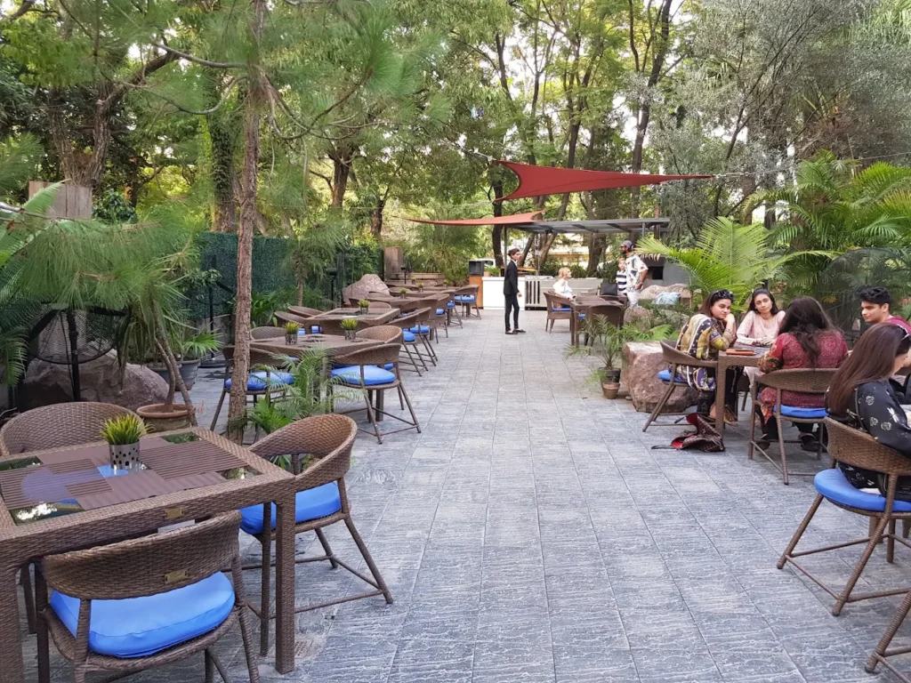 12 Best Restaurants for Fine Dining in Islamabad 2025 12 Cafe Aylanto - Fine Dine Islamabad