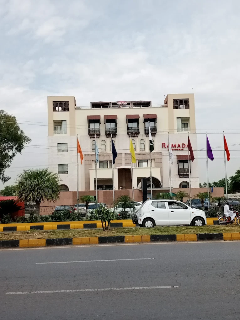 Fancy Restaurants in Islamabad – Where Style Meets Flavor 8 Instagrammable Restaurants in islamabad